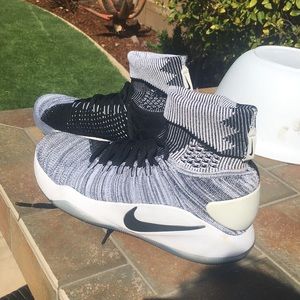 Nike Hyperdunk Flynit Oreo size 10.5
